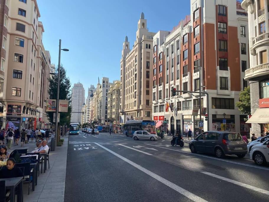 Apartamento En Gran Via De Madrid 45 4 ภายนอก รูปภาพ
